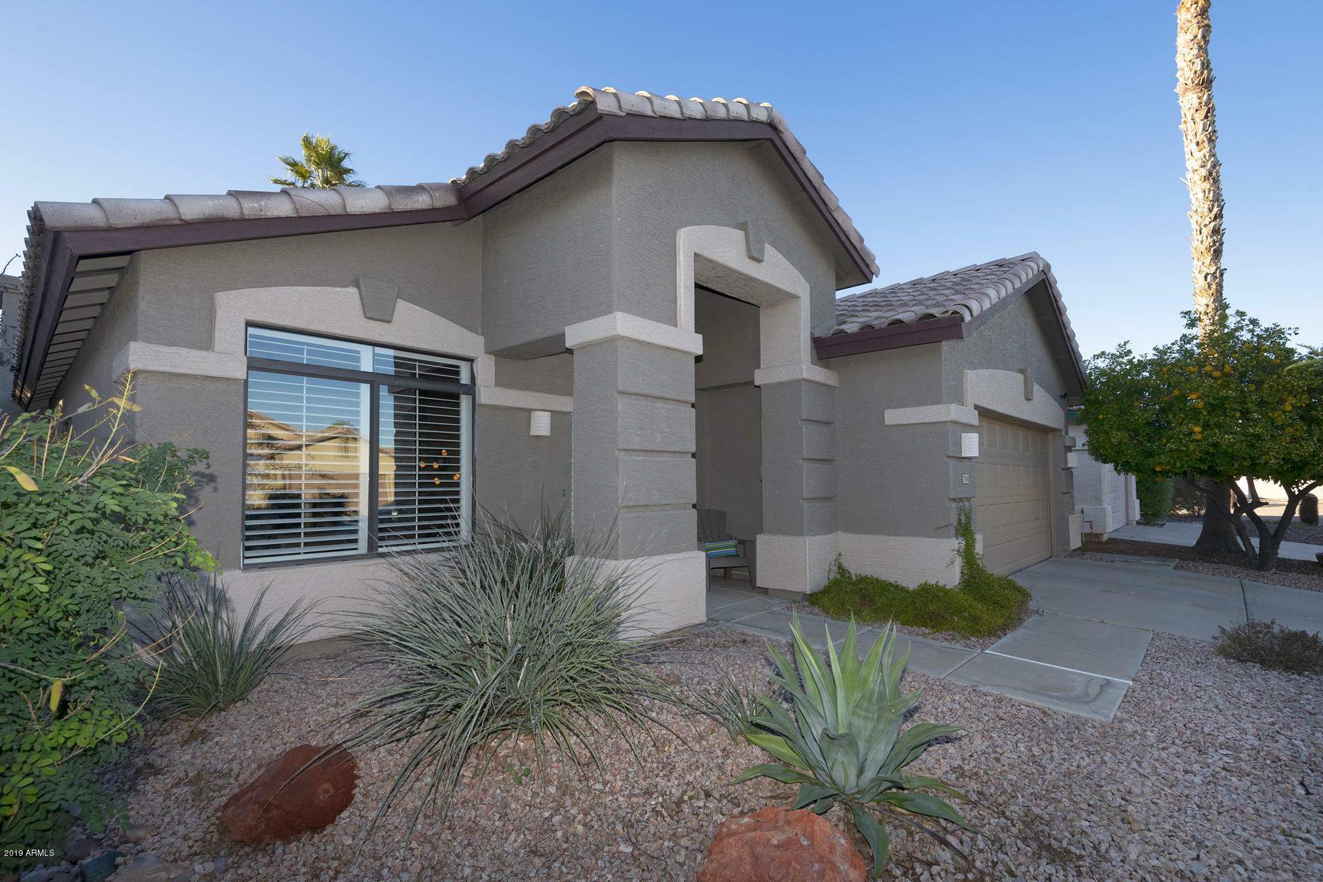 Property Photo:  17040 N 43rd Place  AZ 85032 