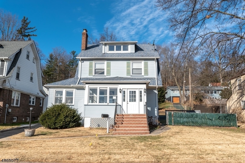 Property Photo:  7 Lowell Ave  NJ 07052 