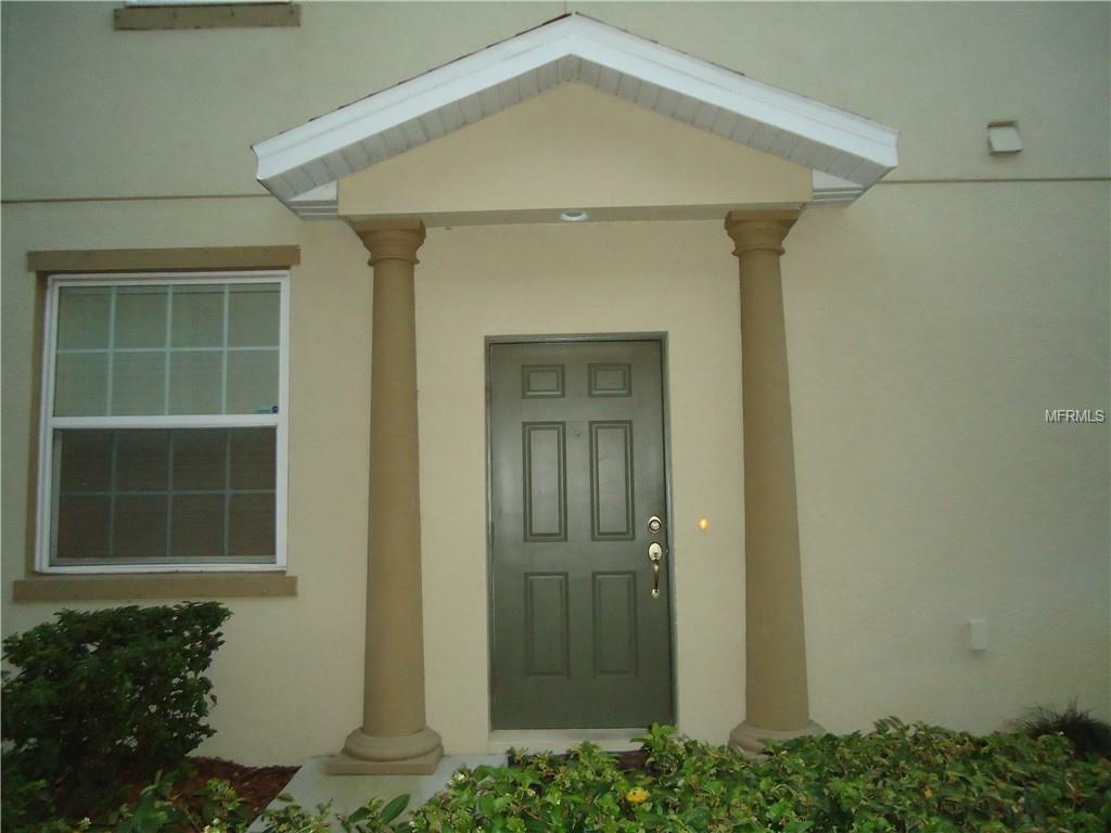 Property Photo:  4904 White Sanderling Court  FL 33619 