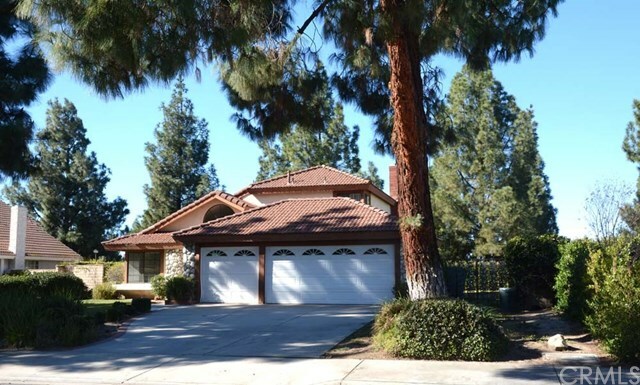 Property Photo: 1135 Crestsprings Lane CA 92506