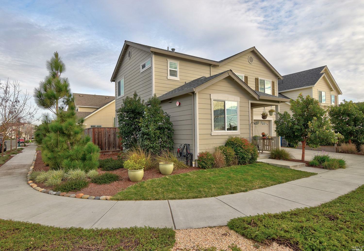 Property Photo:  2329 Arista Lane  CA 95403 