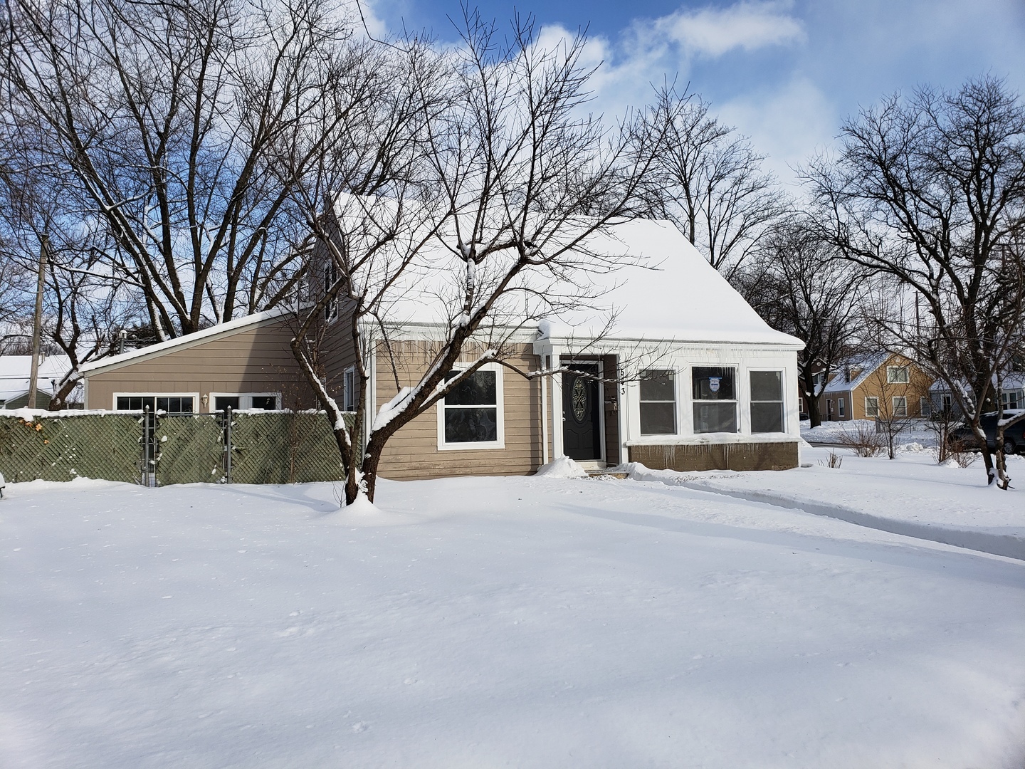 Property Photo: 543 Miller Drive IL 60123