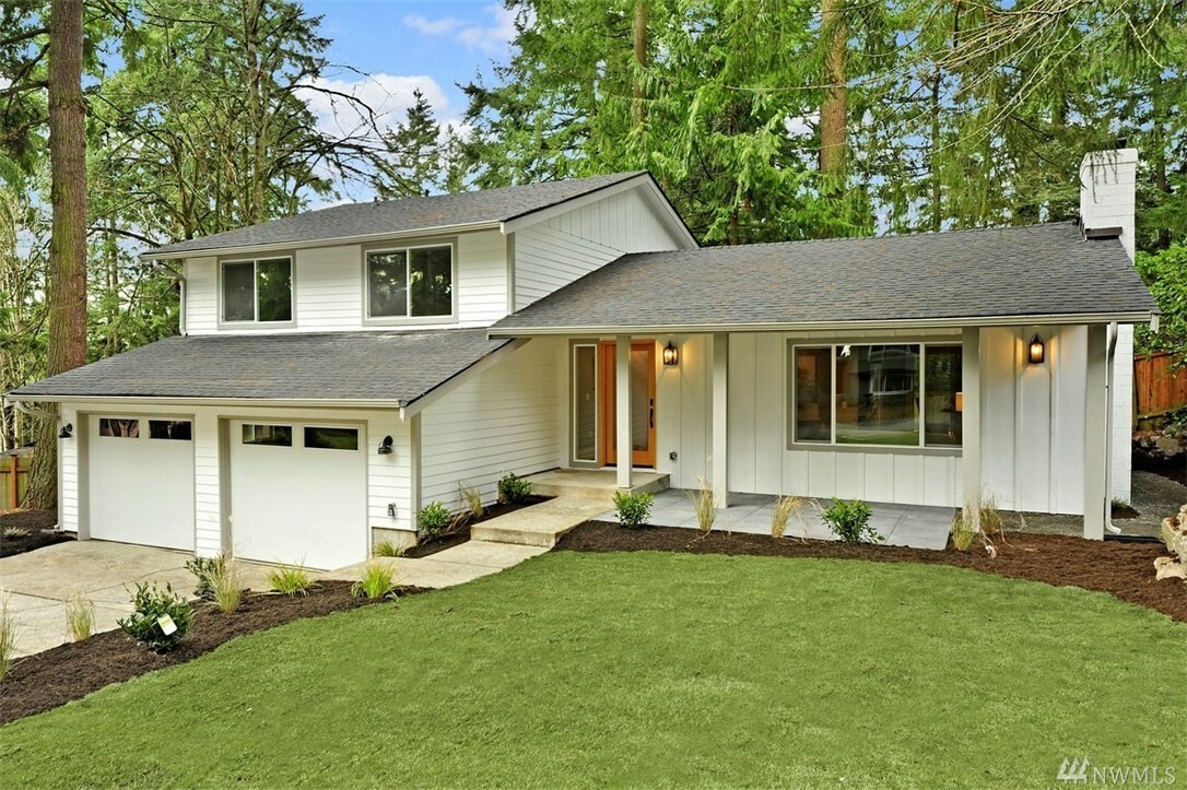 Property Photo:  8231 172nd Ave NE  WA 98052 