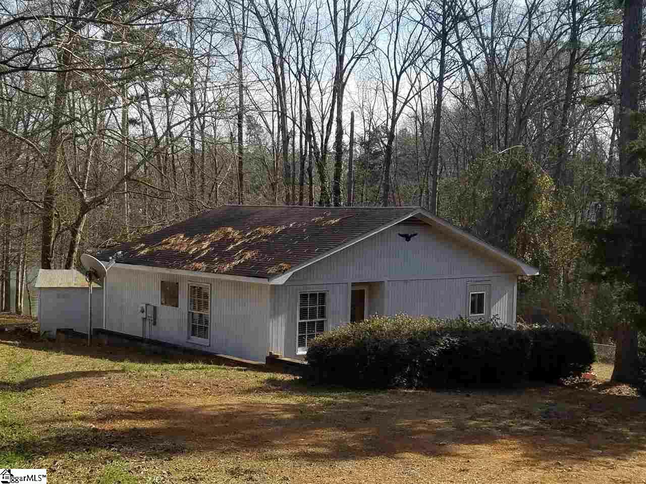 Property Photo:  1102 Pinelake Drive  SC 29689 