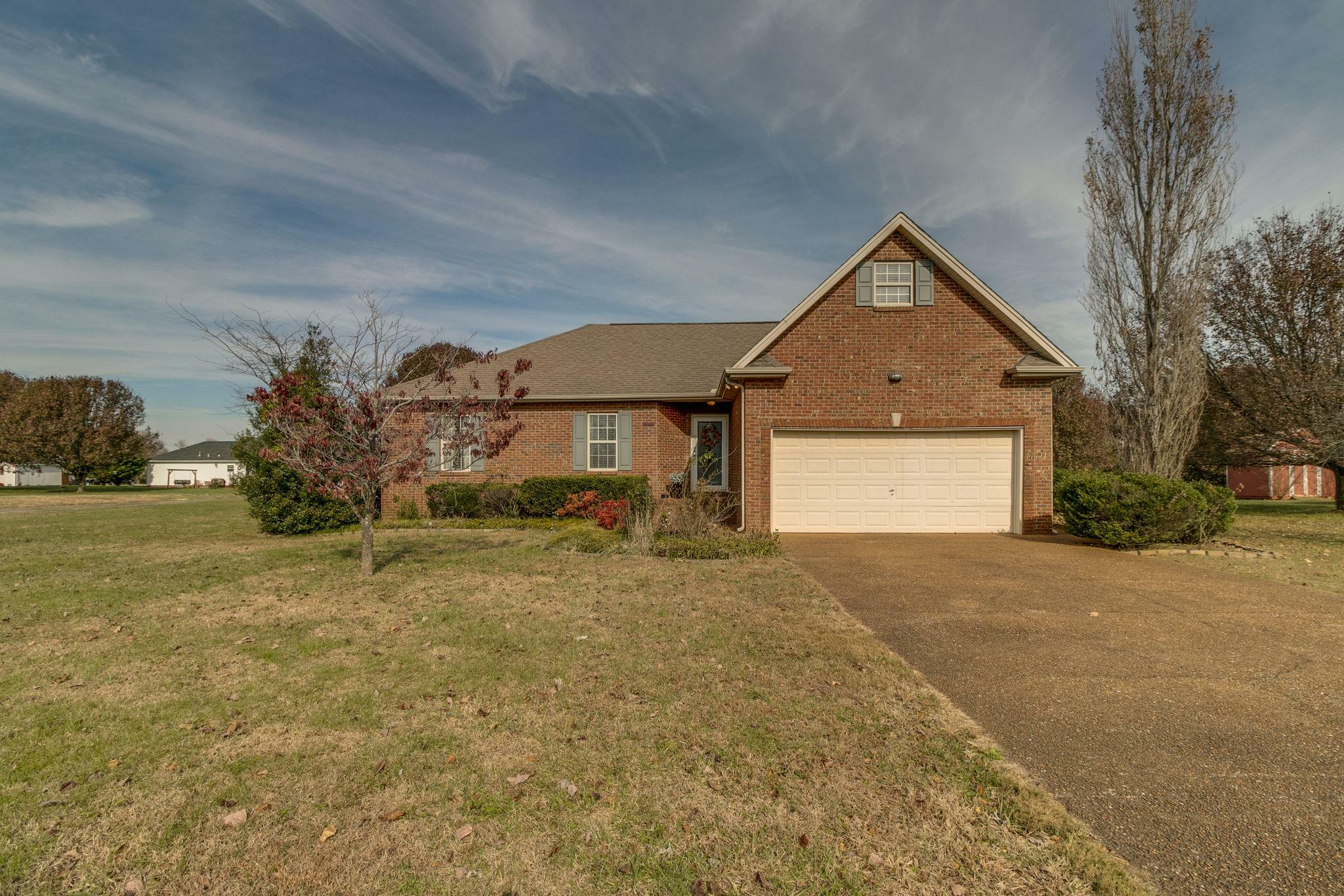 Property Photo: 1500 Andrea Ln TN 37148