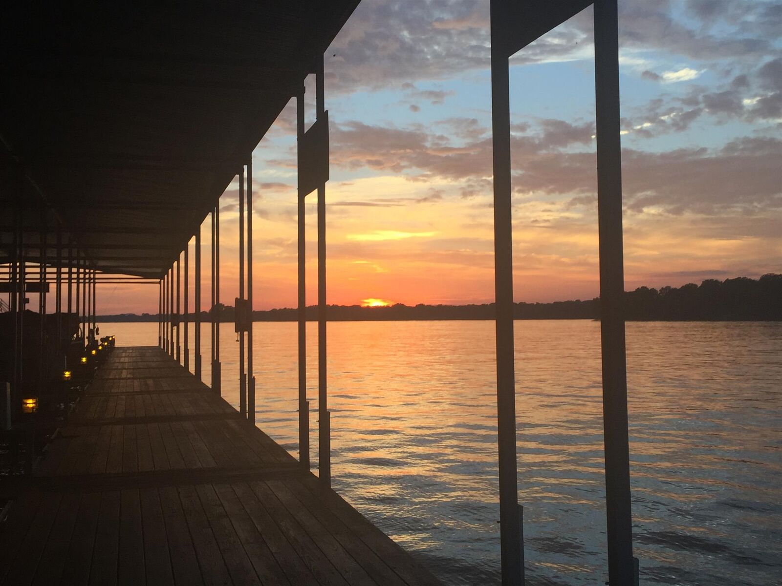 Property Photo: 231 Green Harbor Rd Apt 45 #45 TN 37138