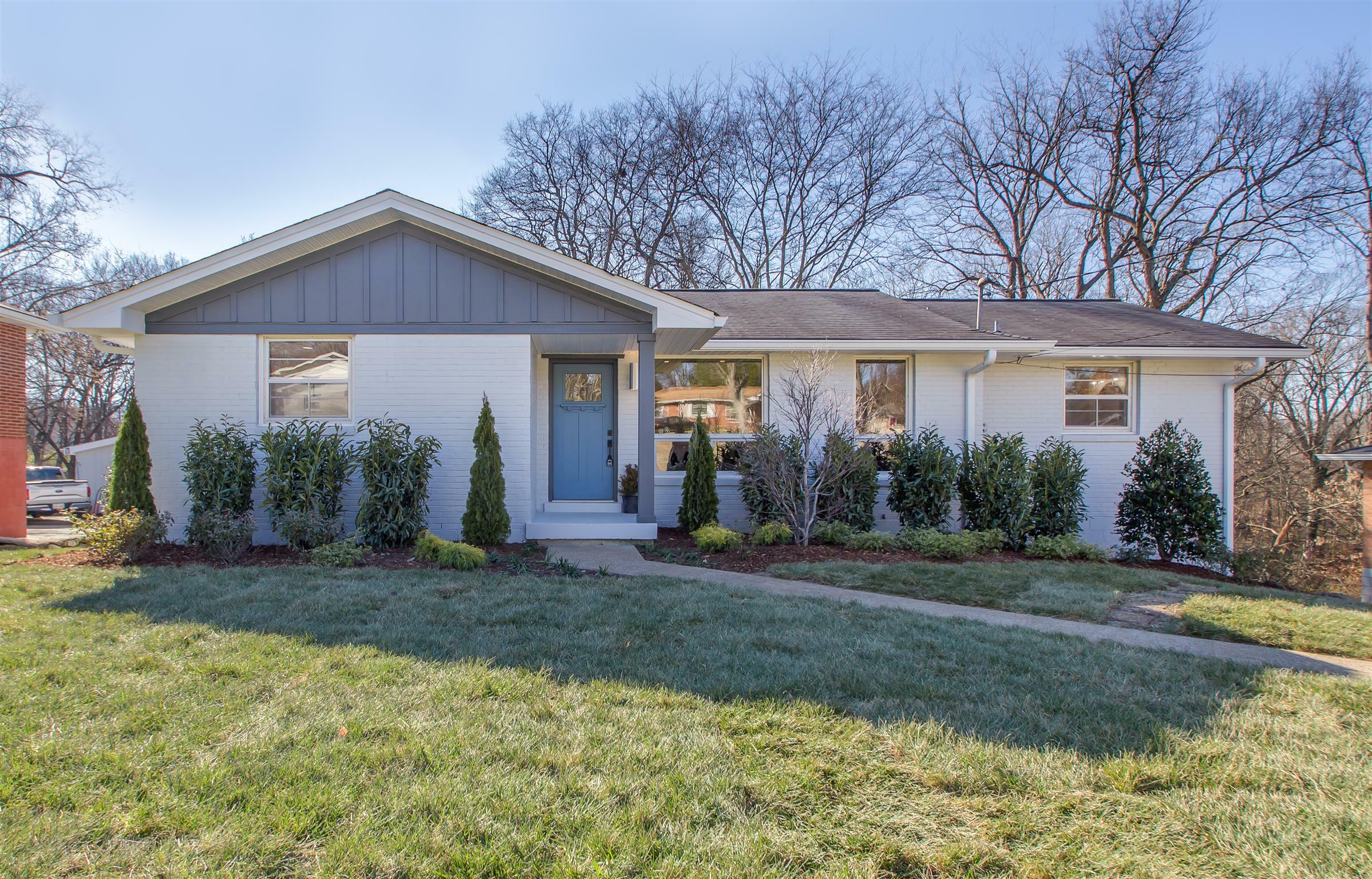 Property Photo: 5061 Cherrywood Dr TN 37211