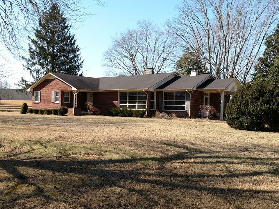Property Photo: 1539 Old Florence Rd TN 38464