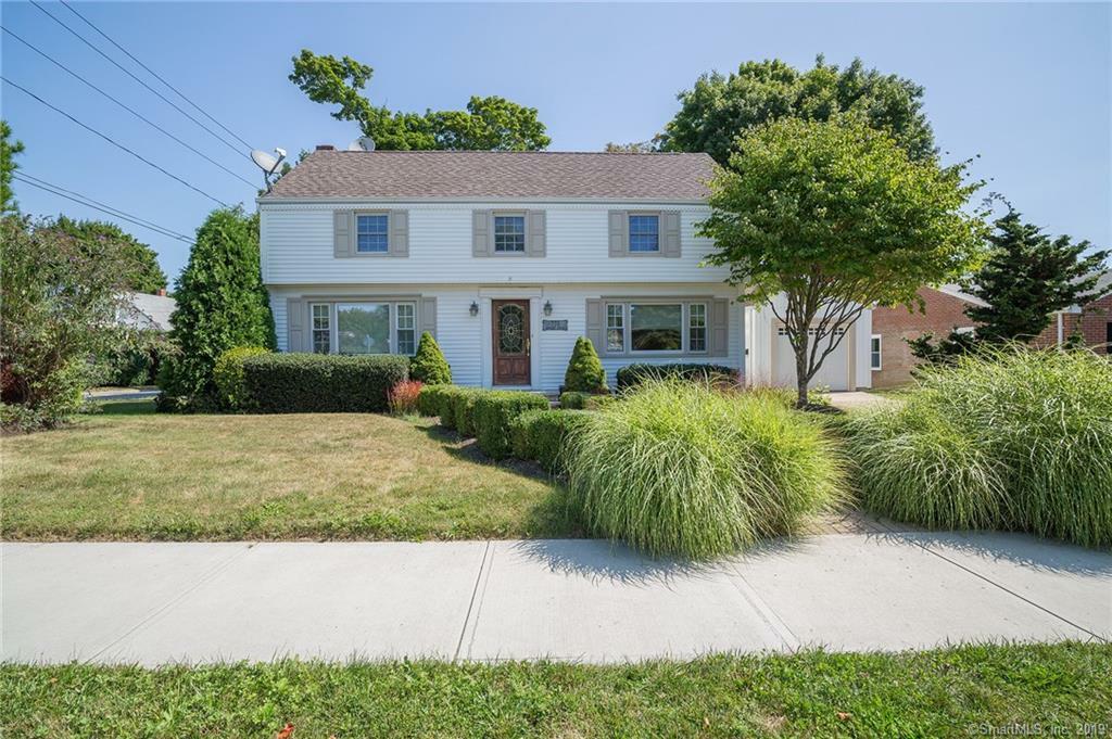 Property Photo:  774 Montauk Avenue  CT 06320 
