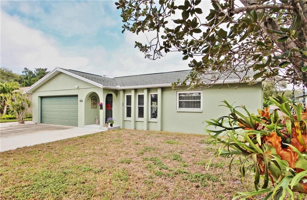 Property Photo:  11725 108th Court  FL 33778 