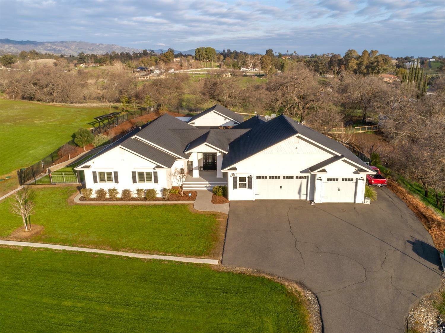 Property Photo: 4163 Corinne Court CA 95688