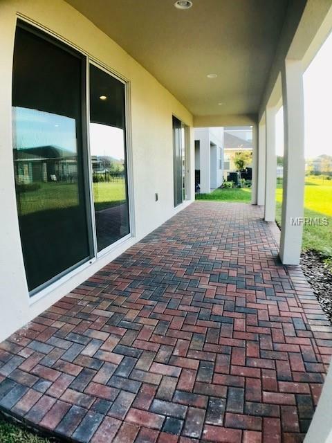 Property Photo: 6108 Colmar Place FL 33572
