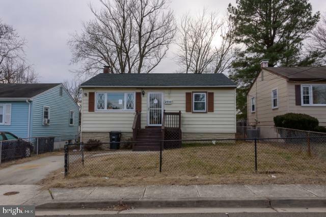 Property Photo:  4335 Shell Street  MD 20743 