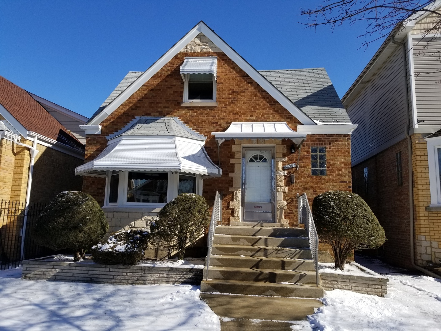 Property Photo:  3319 North Nottingham Avenue  IL 60634 