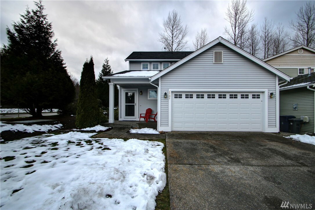 Property Photo:  4701 Glacier Street  WA 98273 