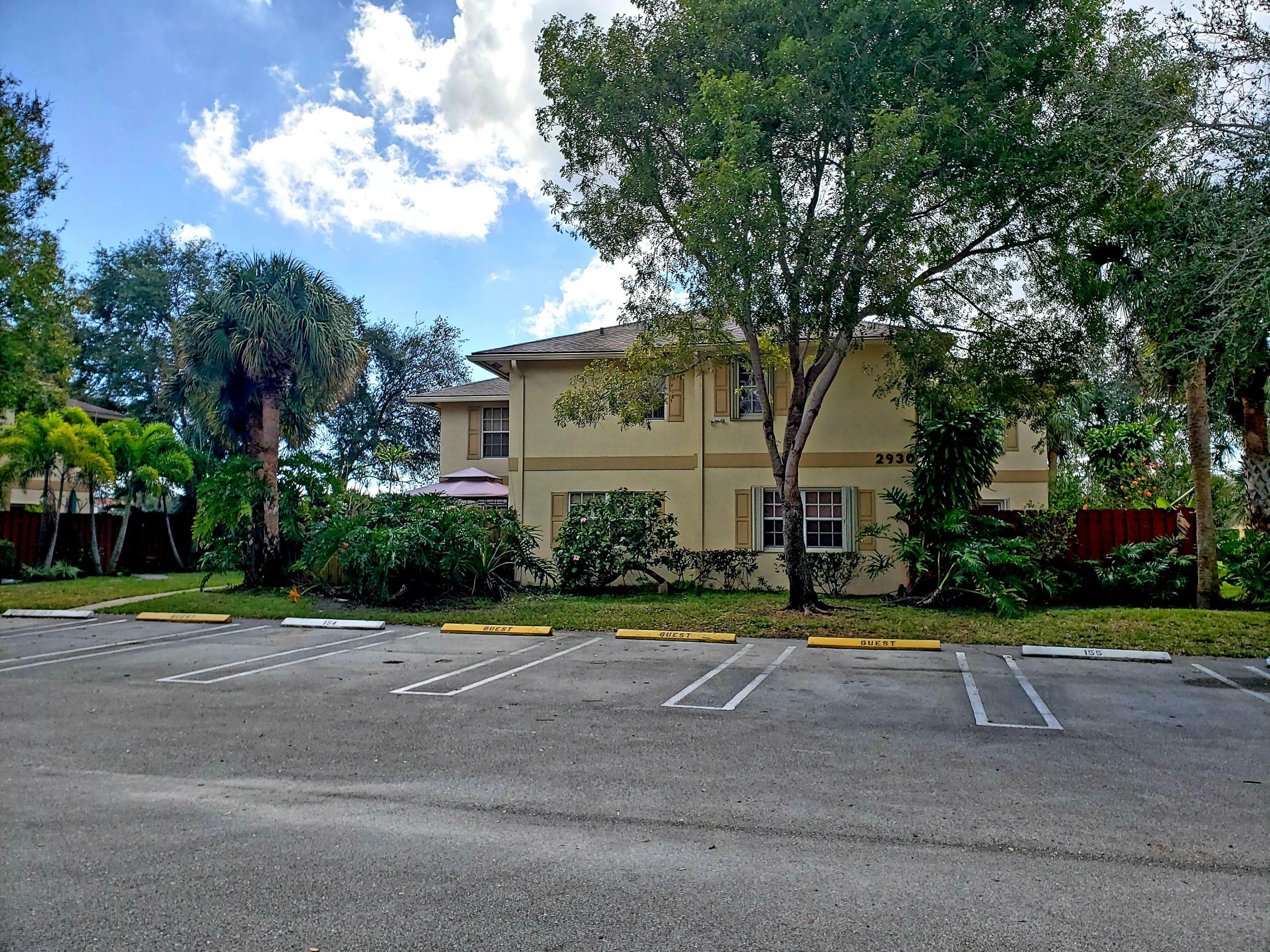 Property Photo:  2930 SW 22nd Circle 14C  FL 33445 