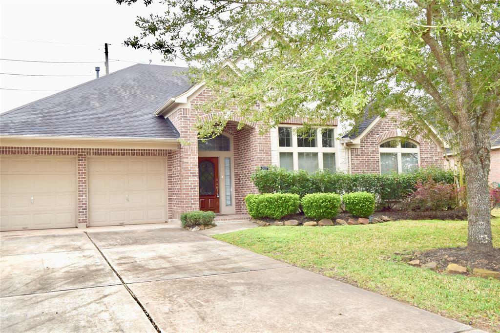 Property Photo: 2810 N Stock Creek Lane TX 77406