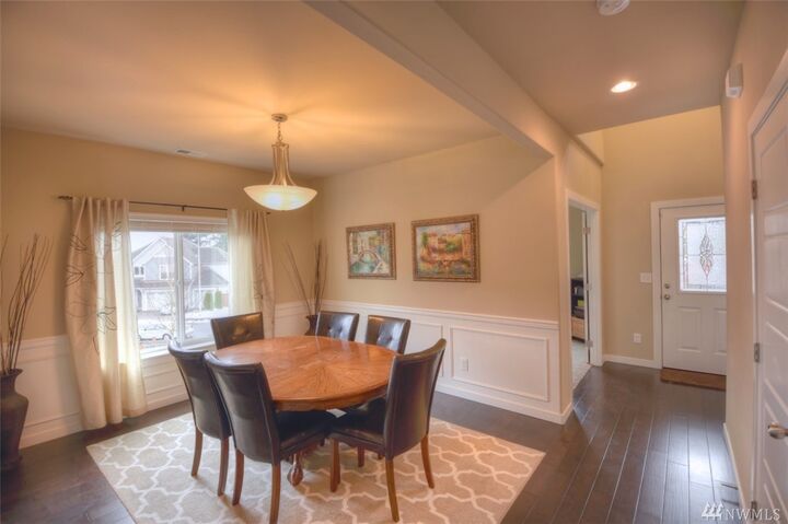Property Photo:  1610 Ridgeview Lp SW  WA 98512 