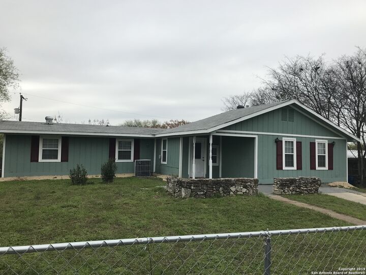 222 Ranch Valley Dr  San Antonio TX 78227 photo