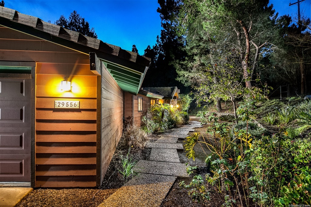 Property Photo:  29556 Lilac Rd  CA 92082 