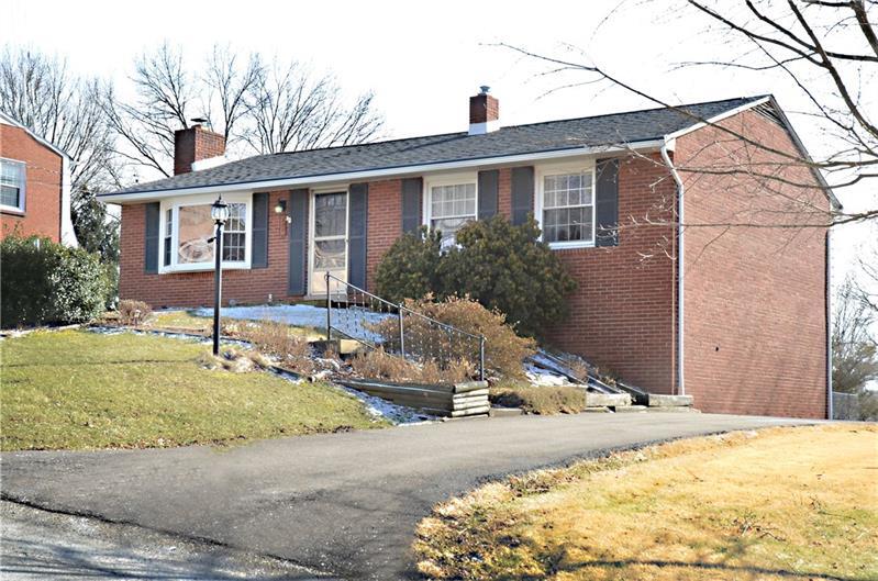 Property Photo: 205 Wessex Hills Drive PA 15108