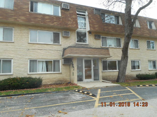 Property Photo:  8802 Briar Court 3C  IL 60016 