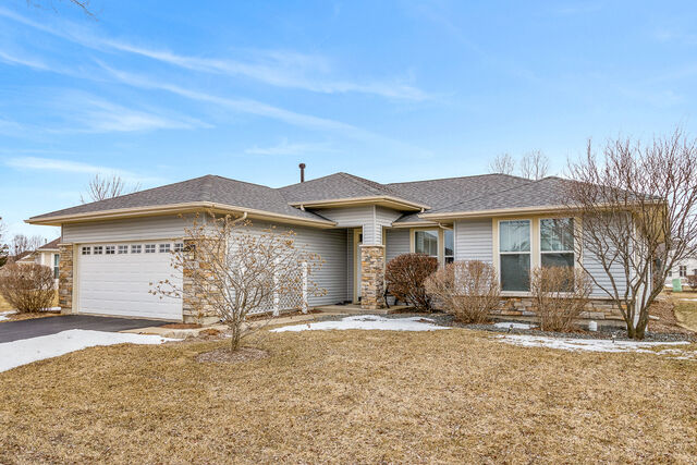 Property Photo: 12960 Brookwood Drive IL 60142