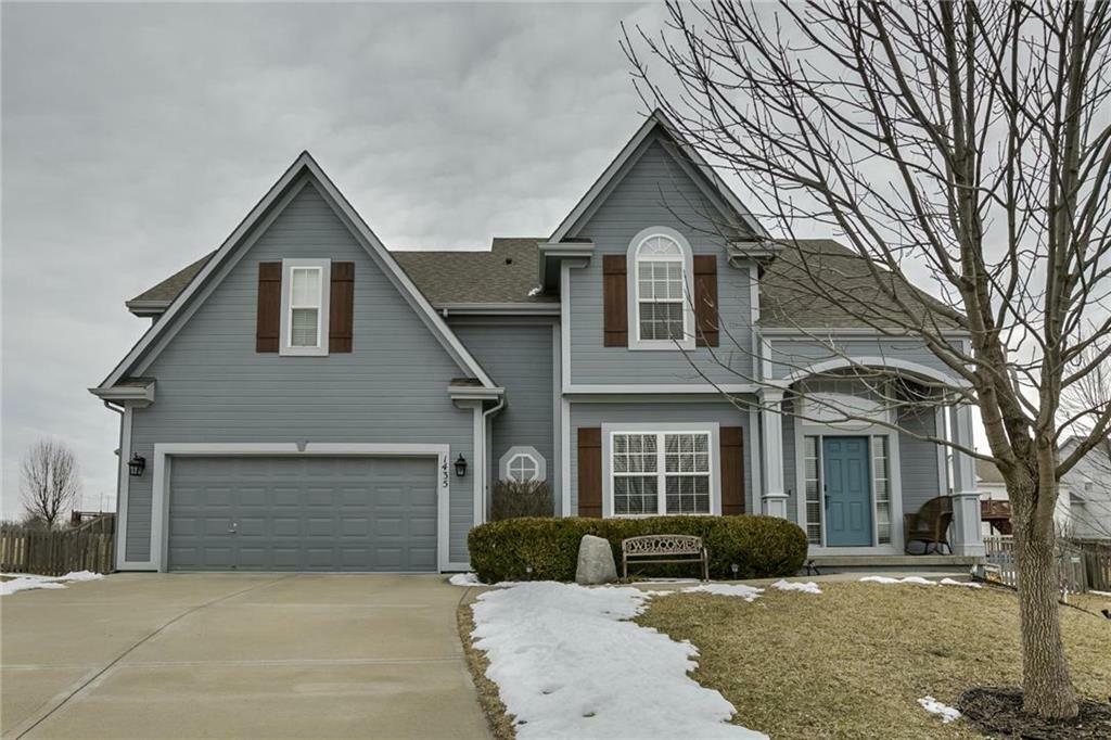 Property Photo:  1435 Buckeye Court  MO 64068 