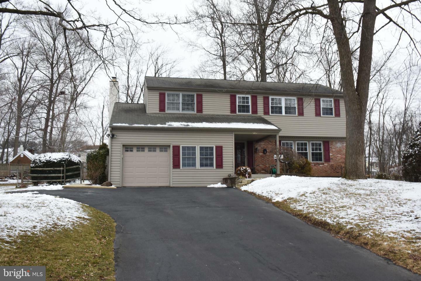 Property Photo:  2125 Blackhorse Drive  PA 18976 