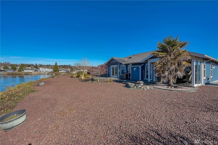 8135 Coquitlam Place  Blaine WA 98230 photo