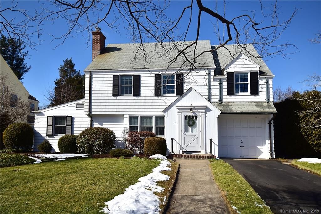 Property Photo: 15 Ridgebrook Drive CT 06107