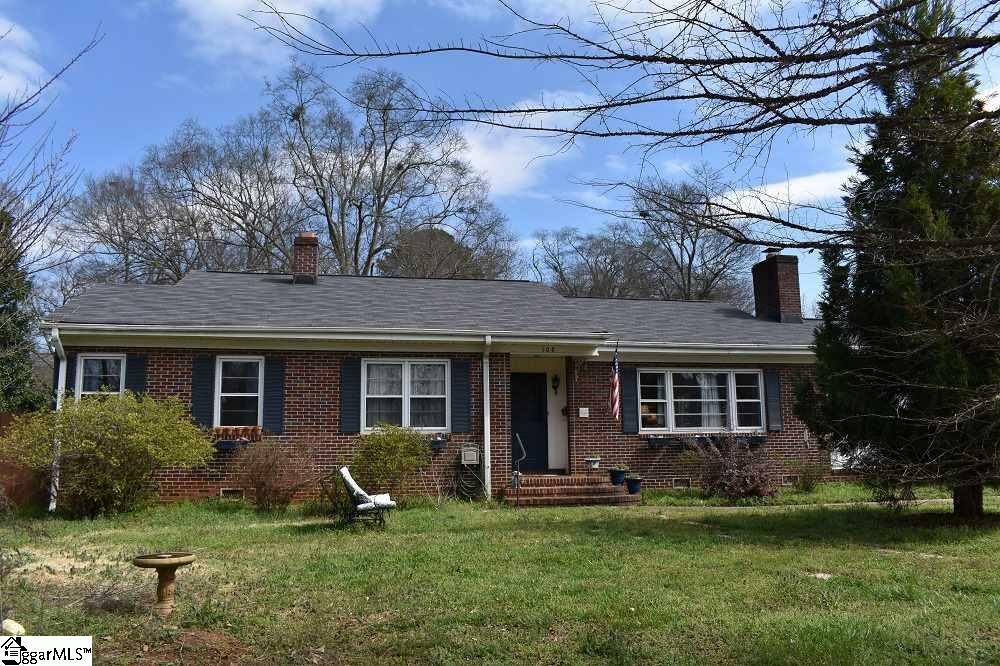 Property Photo:  108 Batesview Drive  SC 29607 