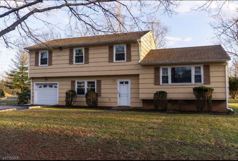 Property Photo:  472 Rolling Hills  NJ 08807 