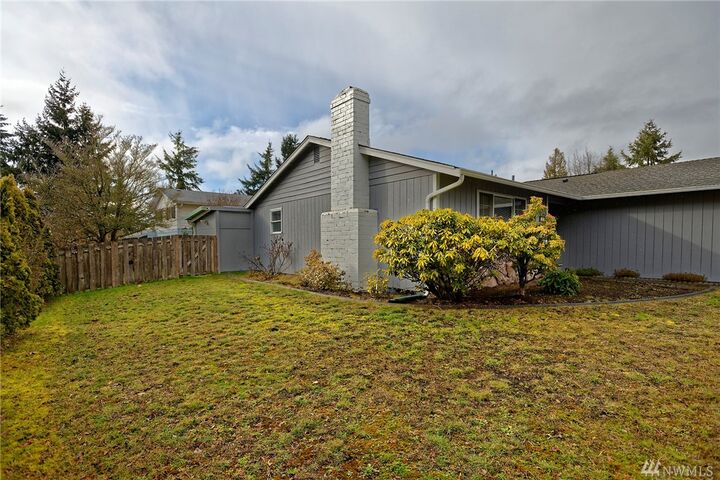 Property Photo:  902 N Winnifred St  WA 98406 