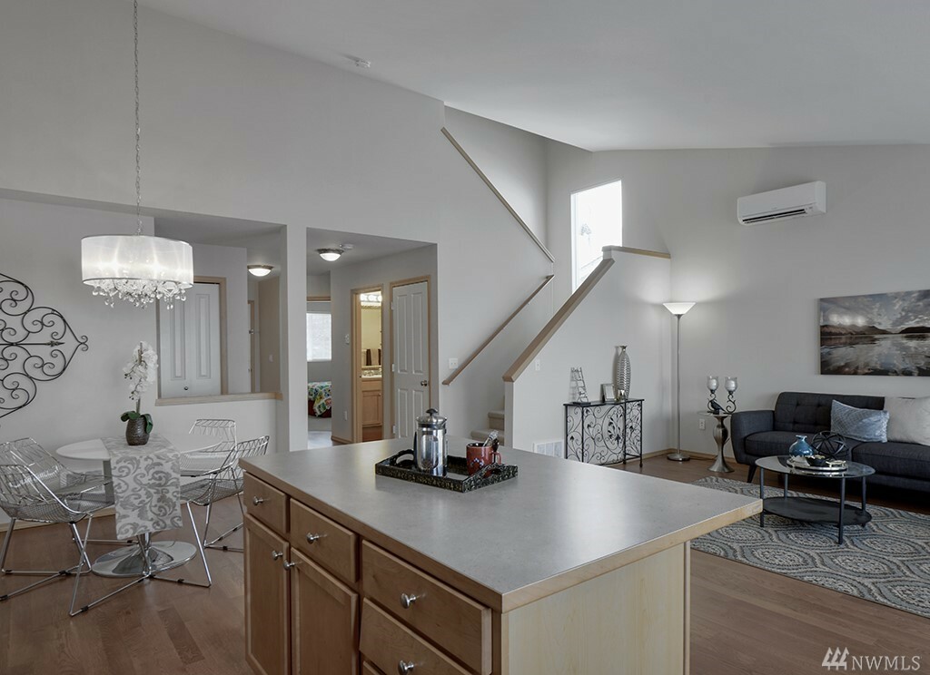 Property Photo: 24016 SE 282nd St WA 98038