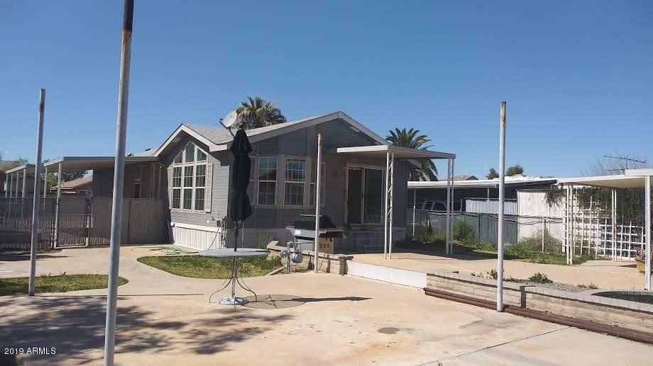 Property Photo: 7113 N 69th Avenue AZ 85303