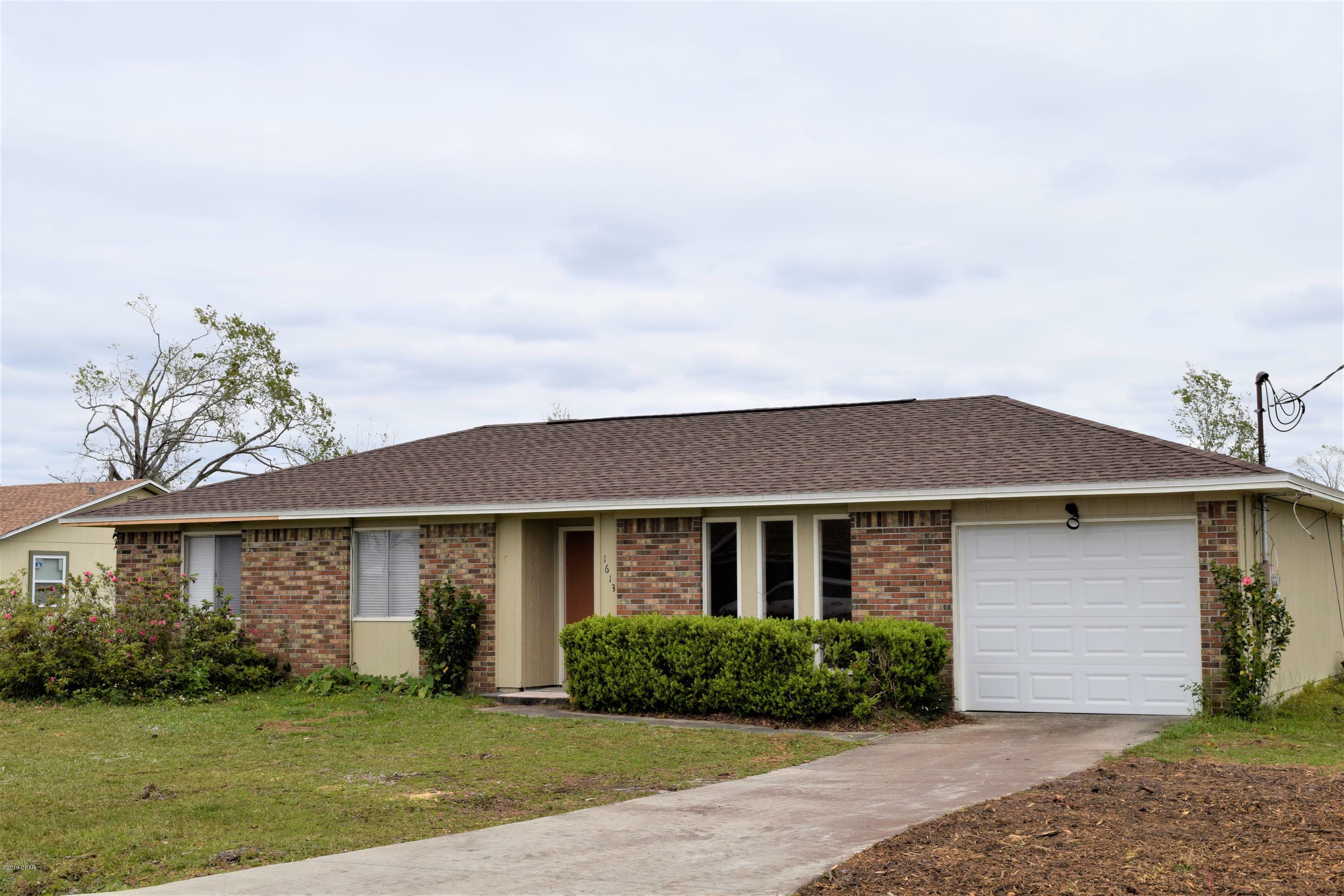 Property Photo:  1613 Colorado Avenue  FL 32444 