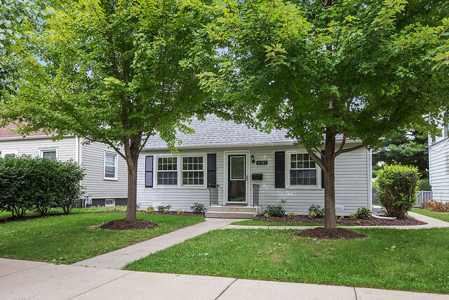 Property Photo: 8925 Harms Road IL 60053