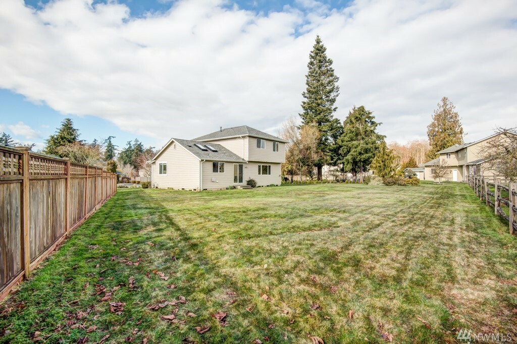 Property Photo:  26430 Fox Hill Dr S  WA 98292 