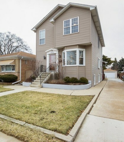 Property Photo:  3229 North Osceola Avenue  IL 60634 