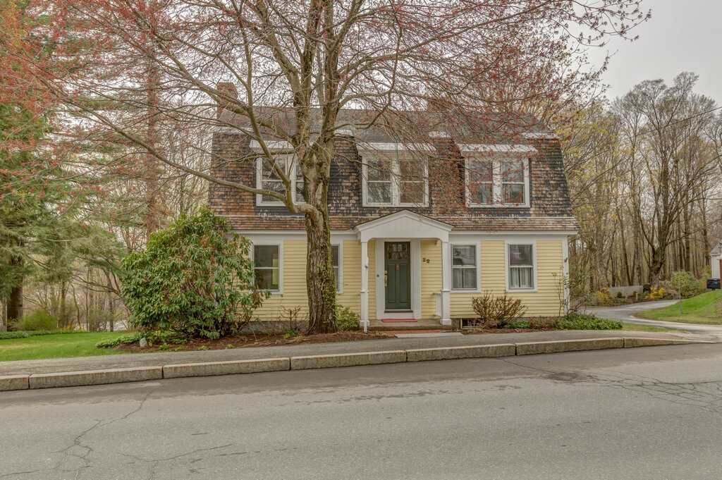 Property Photo: 22 High Street NH 03458