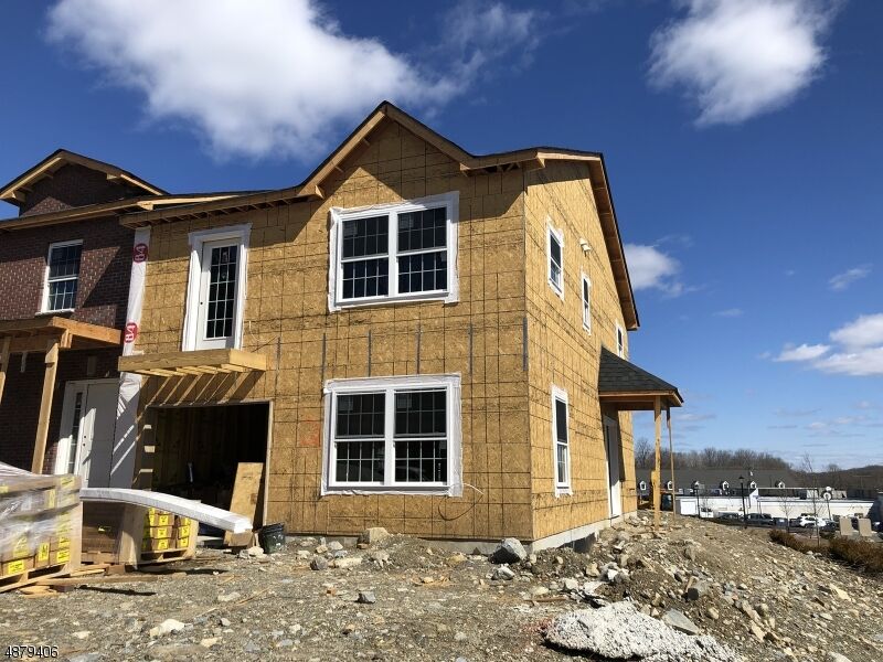 Property Photo:  2 Gregg Ct  NJ 07860 