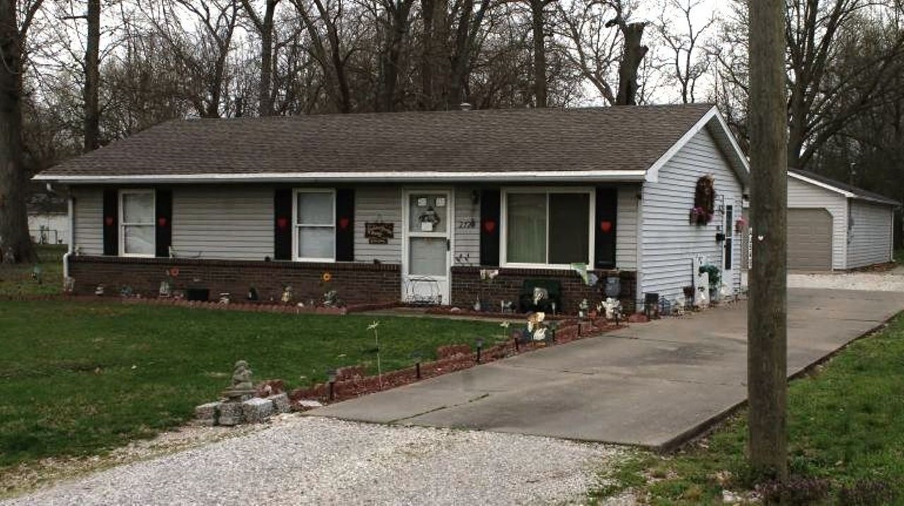 2729 S Boeke Road  Evansville IN 47714 photo