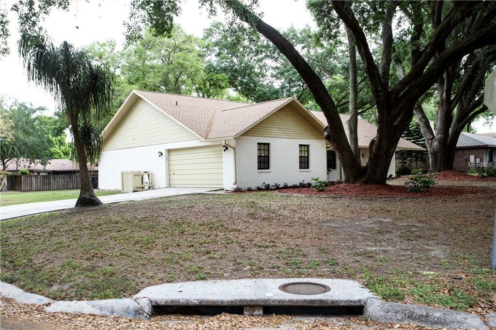 Property Photo: 4102 Brooke Drive FL 33594