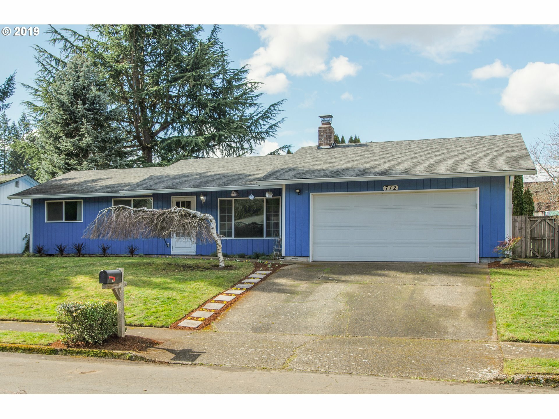 Property Photo:  712 NE 122nd Ave  WA 98684 