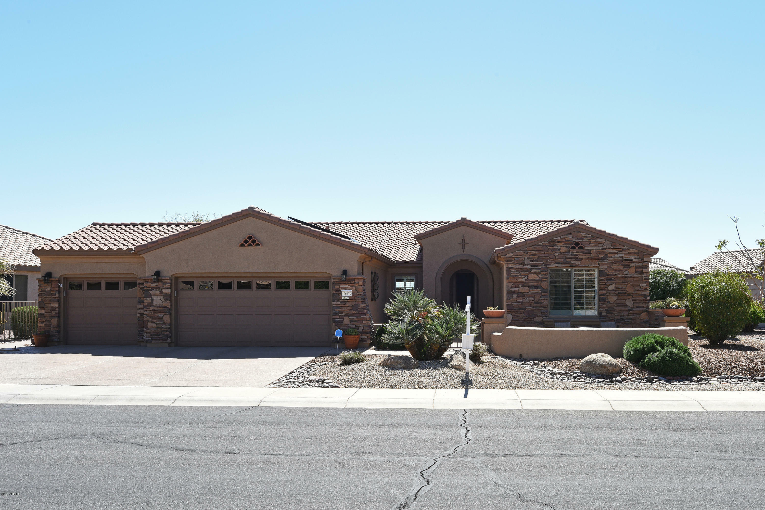 Property Photo:  15357 W Summerwind Lane  AZ 85374 