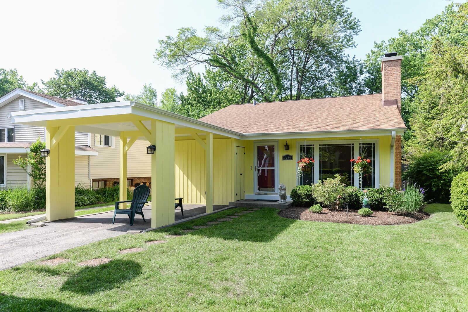 Property Photo: 3529 Central Street IL 60201