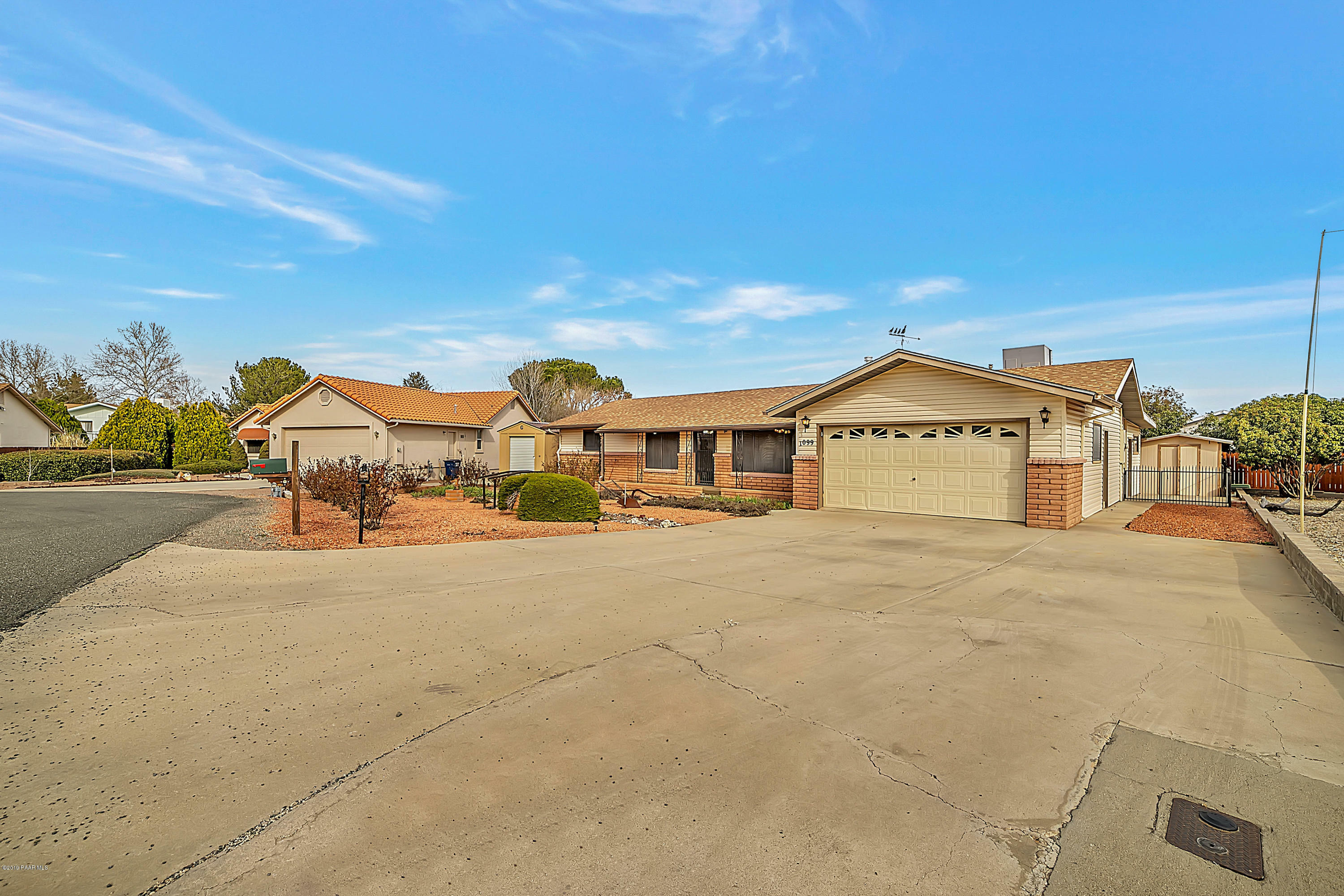 Property Photo:  1099 Conestoga Way  AZ 86327 