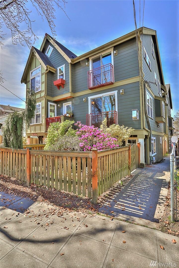 3041 Beacon Ave S A  Seattle WA 98144 photo