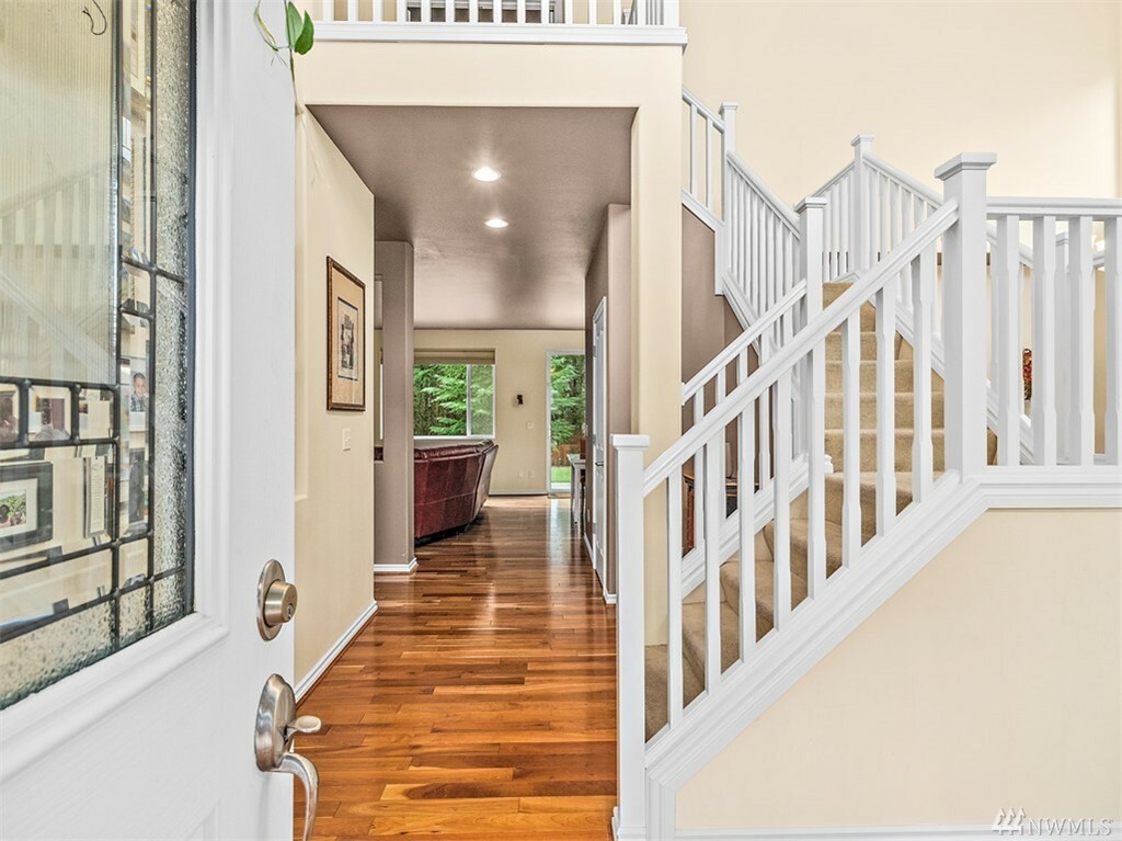 Property Photo: 24619 SE 278th St WA 98038